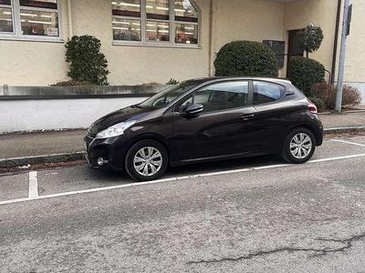 Gebraucht 2012 Peugeot 208 Active Kleinwagen | 4.100 € (Etwas zu teuer)