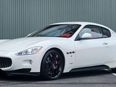 Gebraucht Maserati Granturismo 441 PS (324 kW) 2010 Weiß Coupé