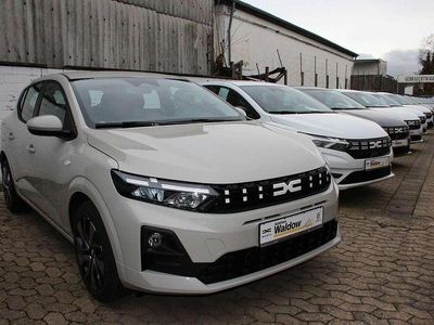 Neu Dacia Sandero Expression 101 PS (74 kW) 2025 Sandstone Kleinwagen
