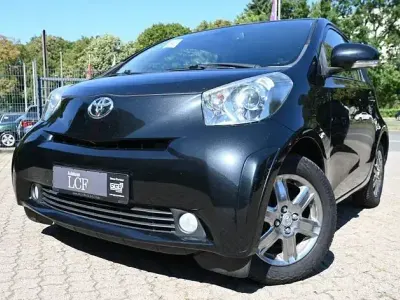 Gebraucht Toyota iQ 68 PS (50 kW) 2009 Schwarz Kleinwagen