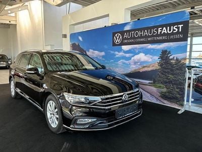 Usata VW Passat Elegance 200 CV (147 kW) 2022 Nero Station wagon