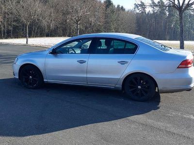 Gebraucht VW Passat Comfortline 140 PS (102 kW) 2011 Silber Limousine