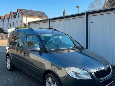 Gebraucht Skoda Roomster 104 PS (76 kW) 2009 Grau Van / Kleinbus