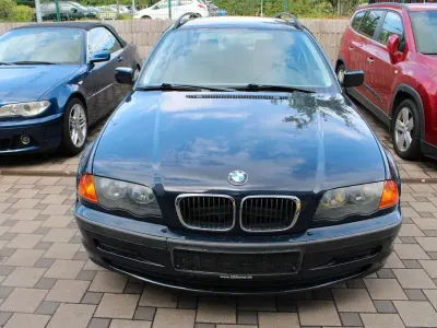Gebraucht BMW 318 118 PS (86 kW) 2000 Blau Kombi