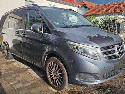 Mercedes V250