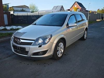 Usata Opel Astra Innovation 90 CV (66 kW) 2009 Berlina