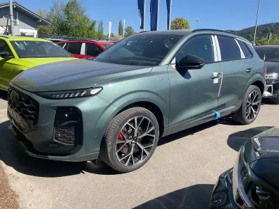 Ny Audi Q3 S-Line 204 HK (150 kW) 2026 Grøn SUV