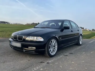 Używany BMW 330 Shadowline 231 KM (169 kW) 2000 Czarny Sedan/Limuzyna