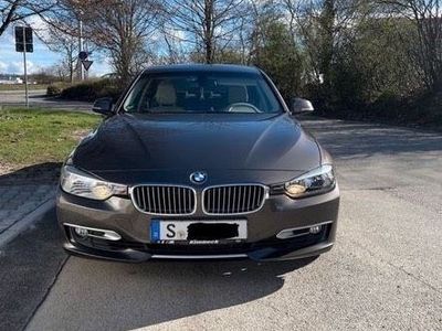 gebraucht BMW 320 i *ModernLine*Automatik*TÜV Neu*