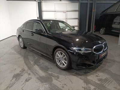 Gebraucht BMW 330 Sport Line 286 PS (210 kW) 2023 Schwarz Limousine