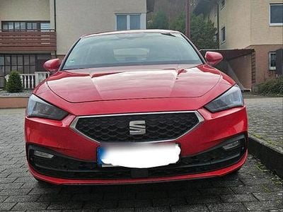 Gebraucht Seat Leon 131 PS (96 kW) 2021 Rot Limousine