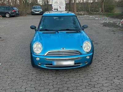 Second-hand Mini ONE 90 CP (66 kW) 2004 Albastru Hatchback