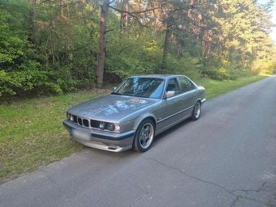 Usata BMW 525 170 CV (125 kW) 1989 Grigio Berlina
