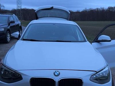 Gebraucht BMW 114 102 PS (75 kW) 2012 Weiß Kleinwagen