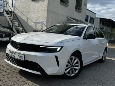 Gebraucht Opel Astra Business Elegance 131 PS (96 kW) 2023 Weiß Kleinwagen