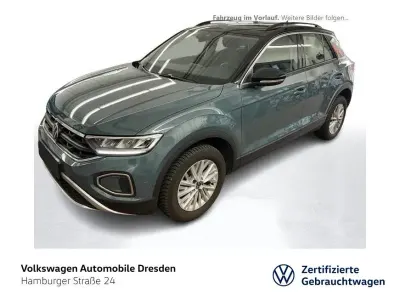 Używany VW T-Roc Life 150 KM (110 kW) 2023 Niebieski SUV