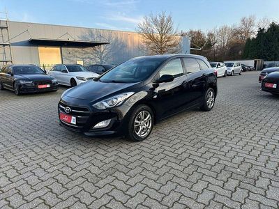 Second-hand Hyundai i30 Style 110 CP (80 kW) 2016 Negru Break