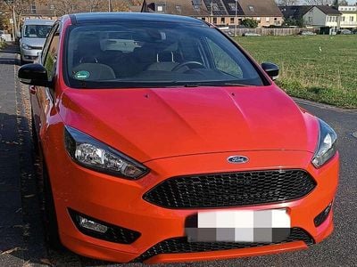 Gebraucht Ford Focus ST 125 PS (91 kW) 2017 Rot Limousine