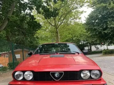 Gebraucht Alfa Romeo GTV 158 PS (116 kW) 1984 Rot Coupé