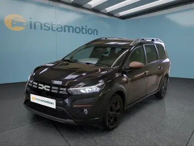 Gebraucht Dacia Jogger 101 PS (74 kW) 2024 Schwarz Van / Kleinbus