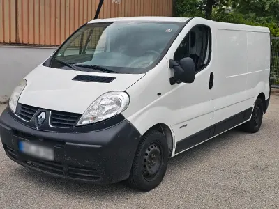 Gebraucht Renault Trafic 115 PS (84 kW) 2026 Weiß Van / Kleinbus