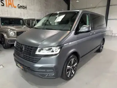 Używany VW Multivan Highline 199 KM (146 kW) 2020 Szary Minivan