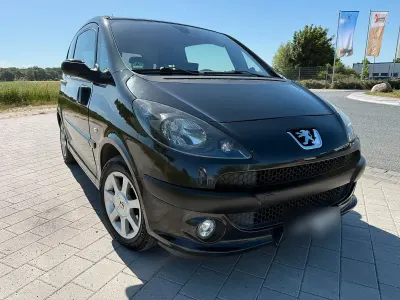 Gebraucht Peugeot 1007 Sport 109 PS (80 kW) 2006 Schwarz Van / Kleinbus