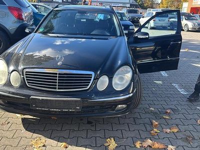 Mercedes E220