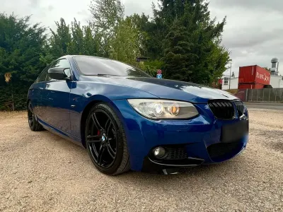 Gebraucht BMW 325 M Sport 218 PS (160 kW) 2010 Blau Coupé