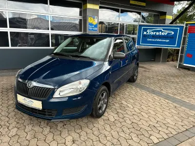 Gebraucht Skoda Fabia 75 PS (55 kW) 2014 Blau Kleinwagen