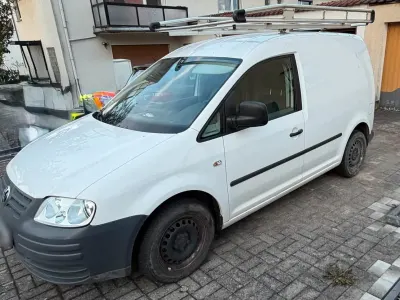 Gebraucht VW Caddy 80 PS (58 kW) 2010 Weiß Van / Kleinbus