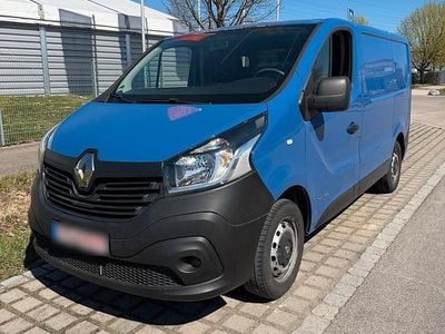 Gebraucht Renault Trafic 120 PS (88 kW) 2017 Blau Van / Kleinbus