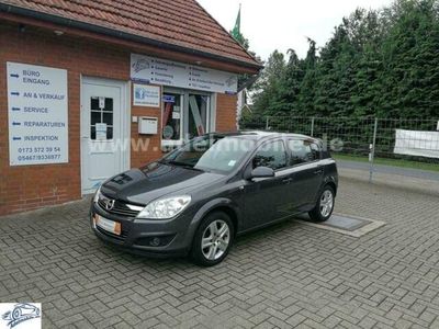 Usata Opel Astra Edition 90 CV (66 kW) 2009 Grigio Utilitaria