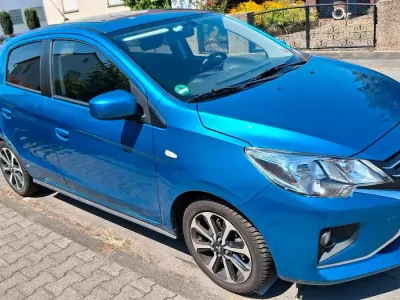 Gebraucht Mitsubishi Space Star 52 PS (38 kW) 2023 Blau Kleinwagen