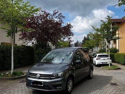 Second-hand VW Caddy Maxi 125 CP (91 kW) 2018 Gri Monovolum