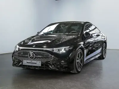 Gebraucht Mercedes CLA200 AMG line 184 PS (135 kW) 2026 Schwarz Limousine