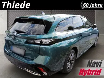 Gebraucht Peugeot 308 SW Allure 145 PS (106 kW) 2024 Avatar blau metallic Kombi