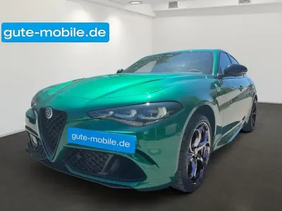Neu Alfa Romeo Giulia Quadrifoglio 519 PS (381 kW) 2026 Verde montreal Limousine