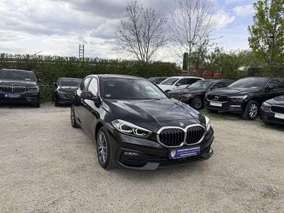 Gebraucht BMW 120 Advantage 190 PS (139 kW) 2023 Black sapphire metallic Kleinwagen