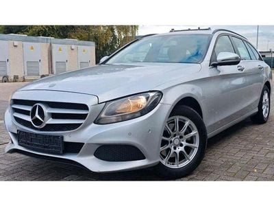 Gebraucht Mercedes C180 116 PS (85 kW) 2016 Iridiumsilber (metallic) Kombi