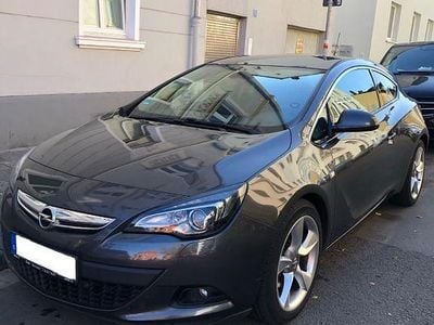 Grau Gebraucht 2012 Opel Astra GTC S Limousine | 6.500 € (Fairer Preis)