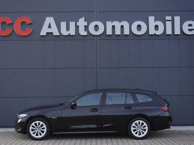 Gebraucht BMW 320e 204 PS (150 kW) 2022 Schwarz ii Kombi