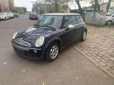 Astro black metallic Gebraucht 2004 Mini Cooper Kleinwagen | 2.499 €