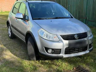 Gebraucht Suzuki SX4 120 PS (88 kW) 2010 Silber Limousine