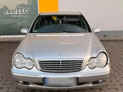 Gebraucht Mercedes C180 2001 Silber Limousine