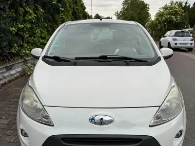 Używany Ford Ka Trend 69 KM (50 kW) 2010 Biały Hatchback