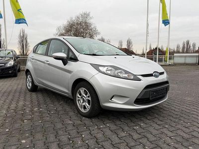 Gebraucht Ford Fiesta Trend 82 PS (60 kW) 2009 Silber Kleinwagen