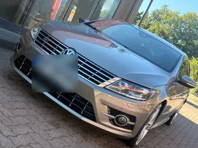 Gebraucht VW Passat 177 PS (130 kW) 2014 Braun Limousine