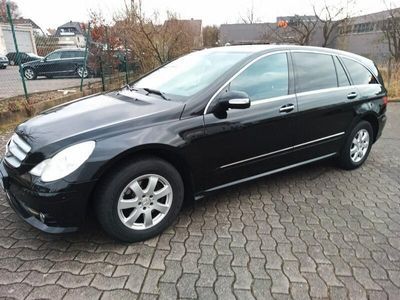 Mercedes R320