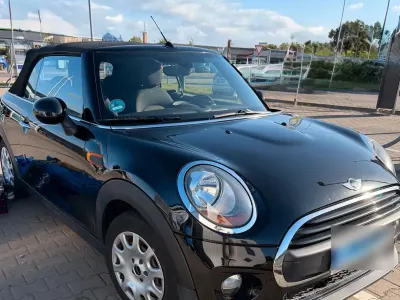 Gebraucht Mini One Cabriolet 102 PS (75 kW) 2016 Schwarz Cabrio